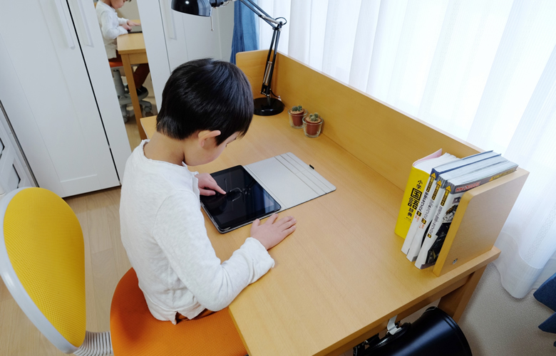解体は面倒…粗大ごみ処理券って何?学習机の処分方法とは