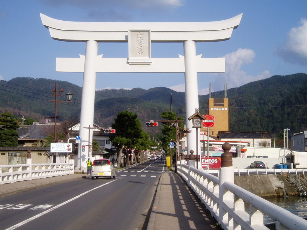 島根県内で処分に困るお仏壇・仏具の処分費用相場~最も安く処分する方法