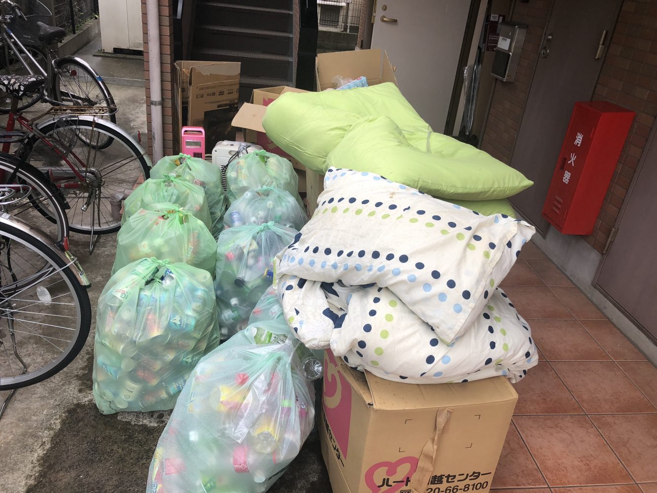【千葉市】大量の家庭ごみや布団の回収☆缶やビンも回収してくれて助かったとご満足いただけました！