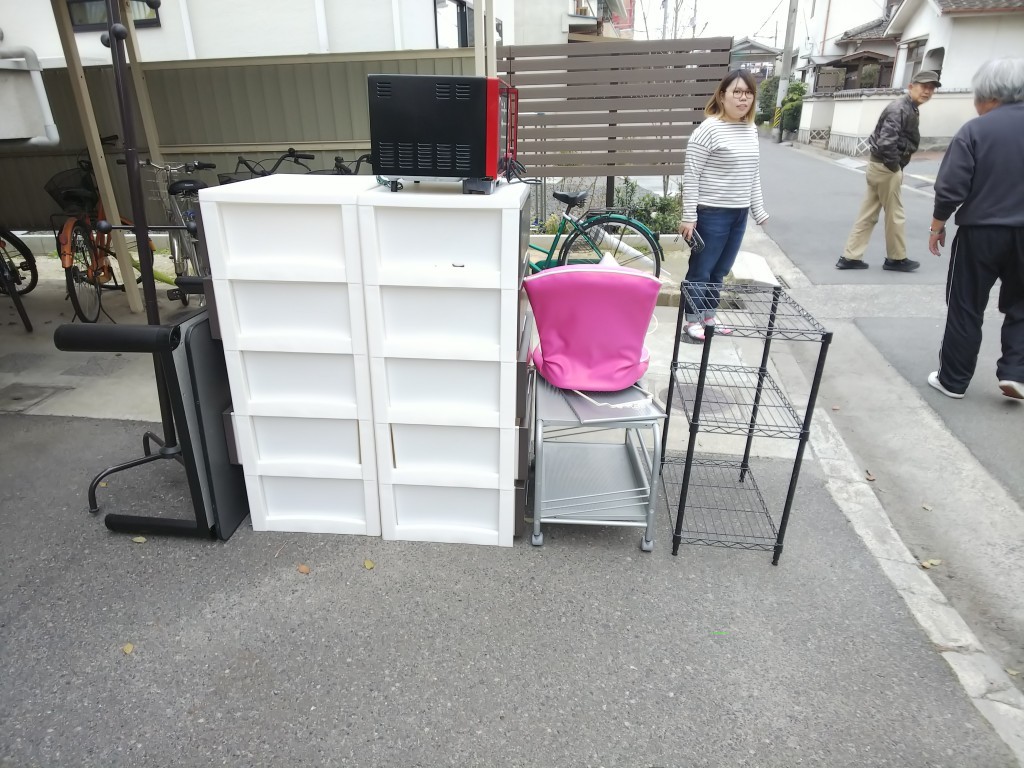 【福山市桜馬場町】こたつ、電子レンジの回収☆迅速な対応に大変満足していただきました！