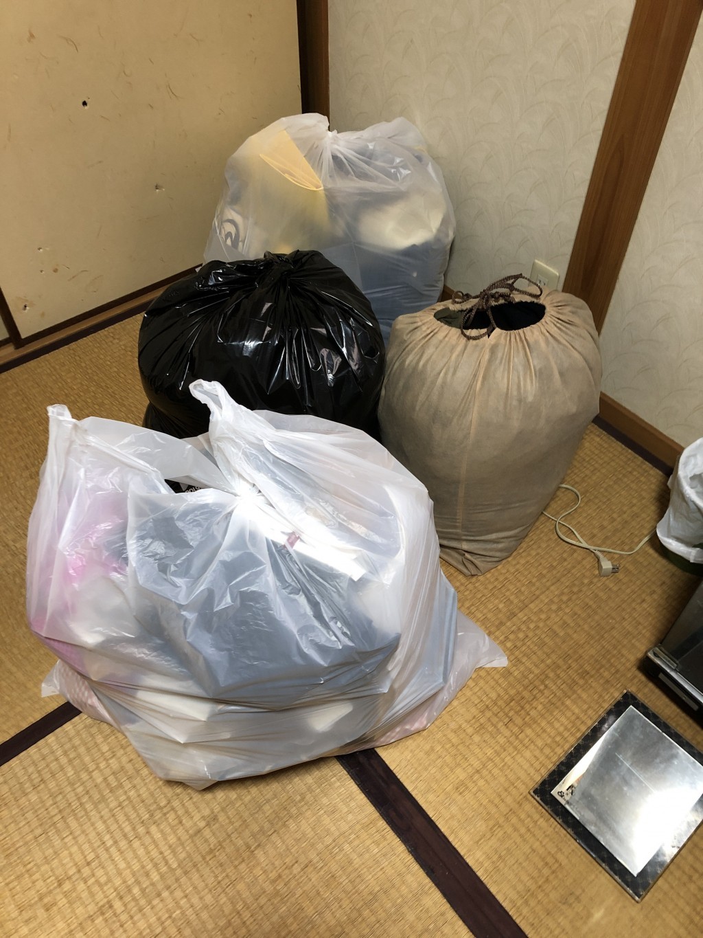 【京都市西京区】タンスや衣類などの回収・処分ご依頼　お客様の声