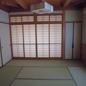 畳・襖・障子の張り替え時期・方法～費用相場・業者選びのポイント