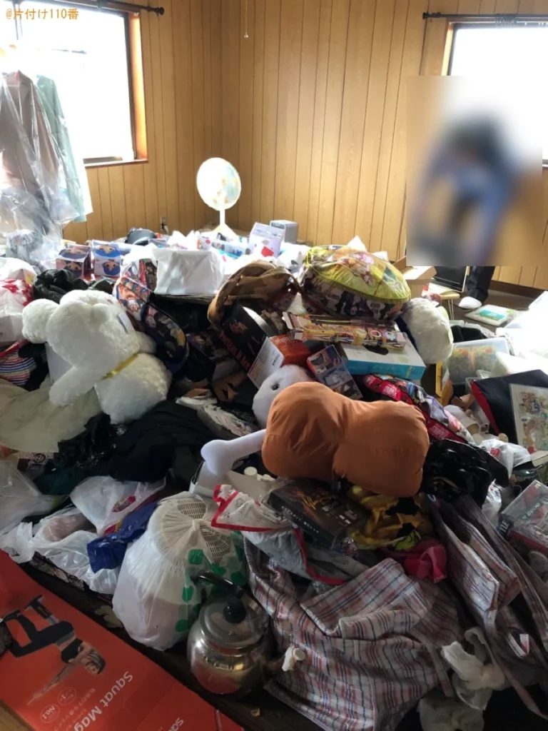 一軒家の一室（8畳間）の片付け、不用品処分ご依頼　お客様の声