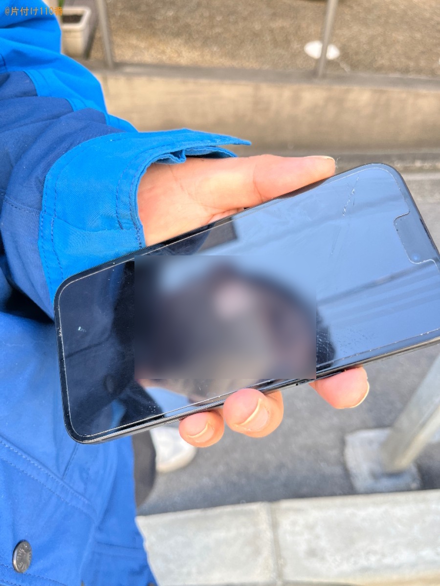 【京都市】溝に落としてしまった携帯電話を拾う作業ご依頼