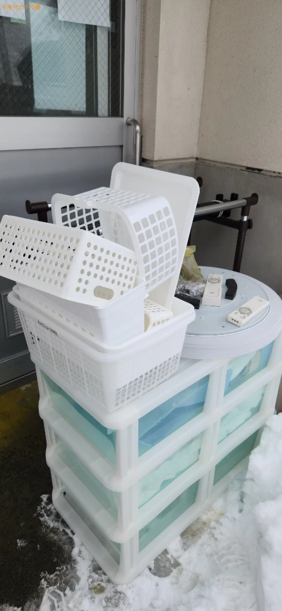 【東根市】マットレス付きシングルベッド、かご、照明器具等の回収