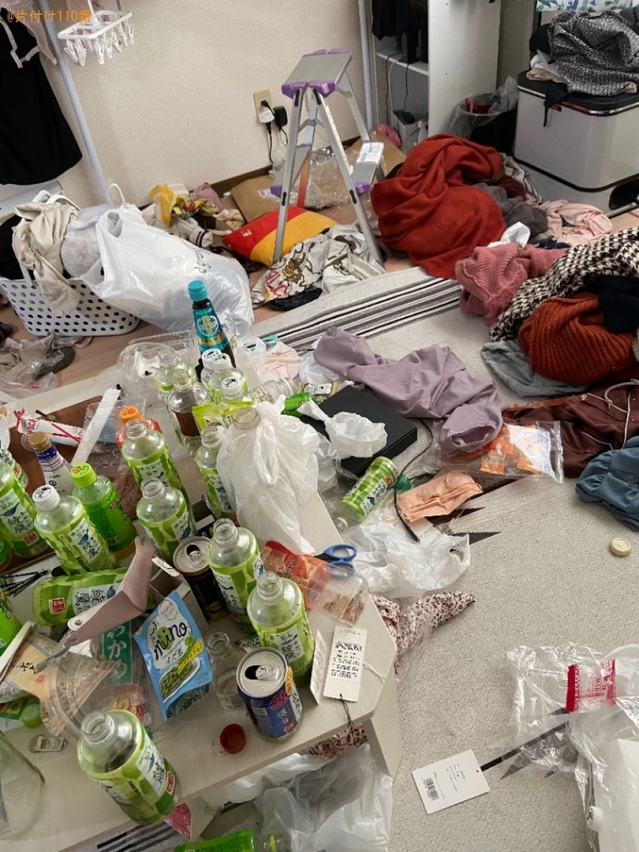 【五所川原市】部屋の片付け作業（ごみをまとめる、服をたたむ等）