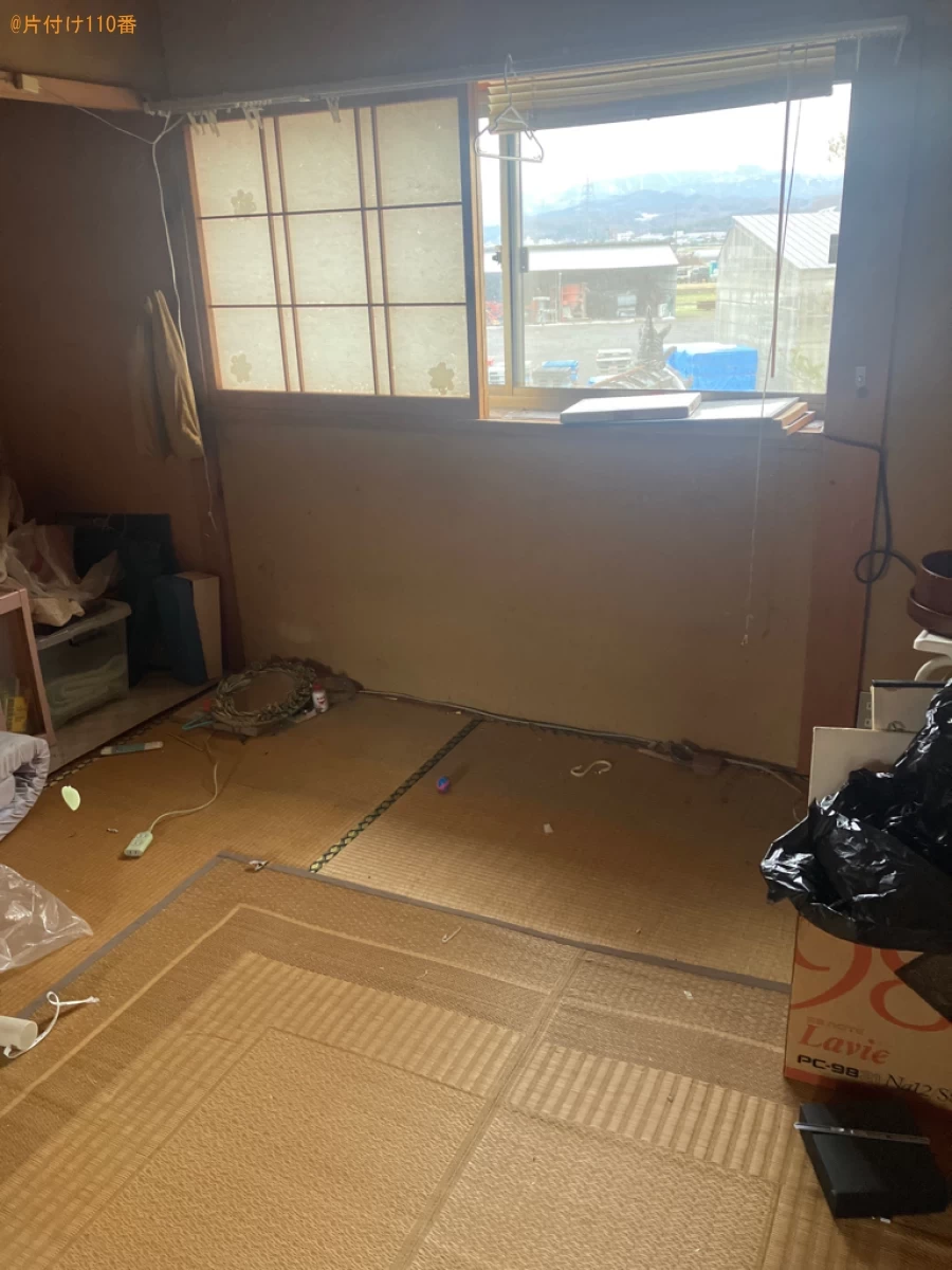 【鳥取市】タンス、マットレス付きベッド、デスク、コンポ等の回収