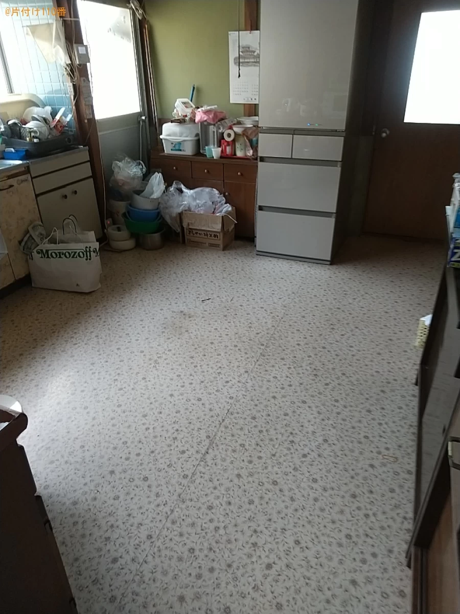 【福山市沼隈町】4人用ダイニングテーブル、椅子、一般ごみ等の回収