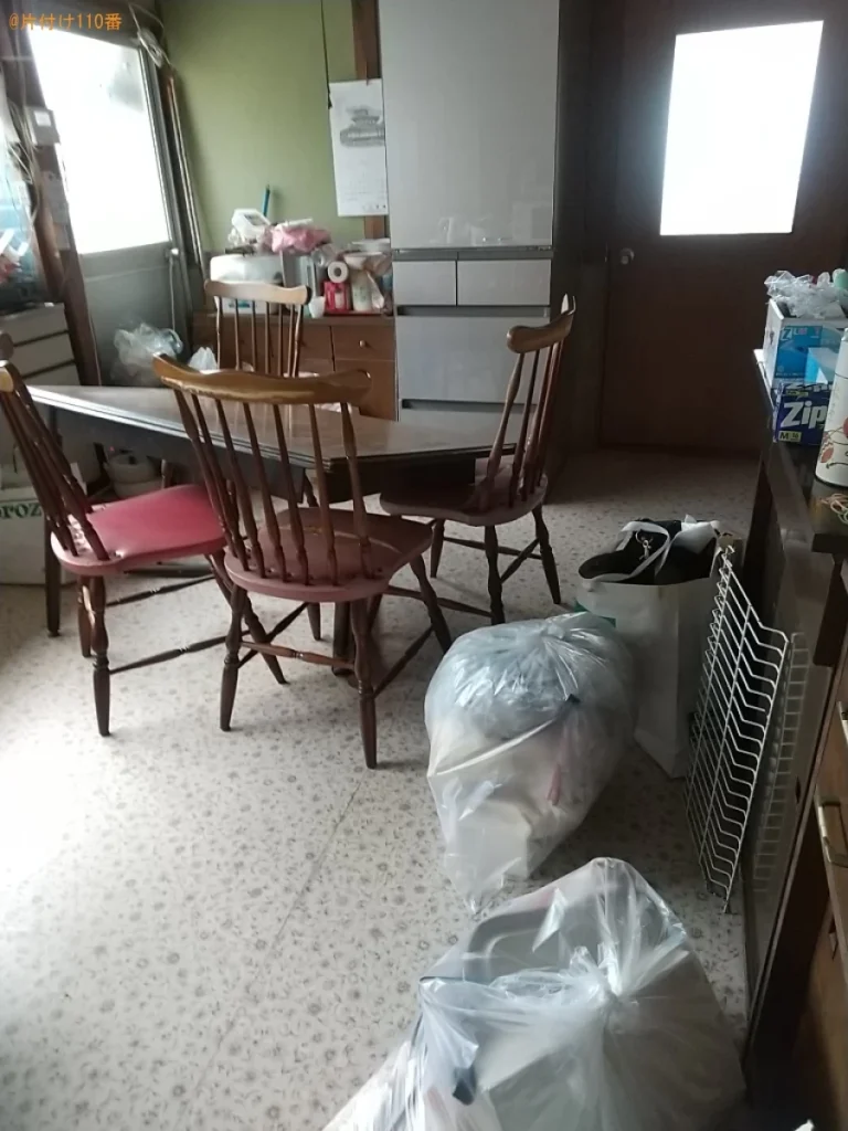 【福山市沼隈町】4人用ダイニングテーブル、椅子、一般ごみ等の回収