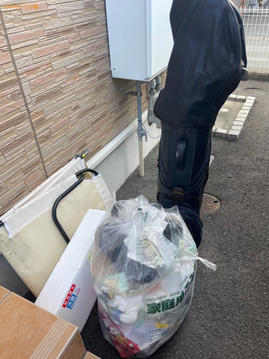 【浜松市南区】ゴルフバックとクラブ、キャンプ用簡易ベッド等の回収
