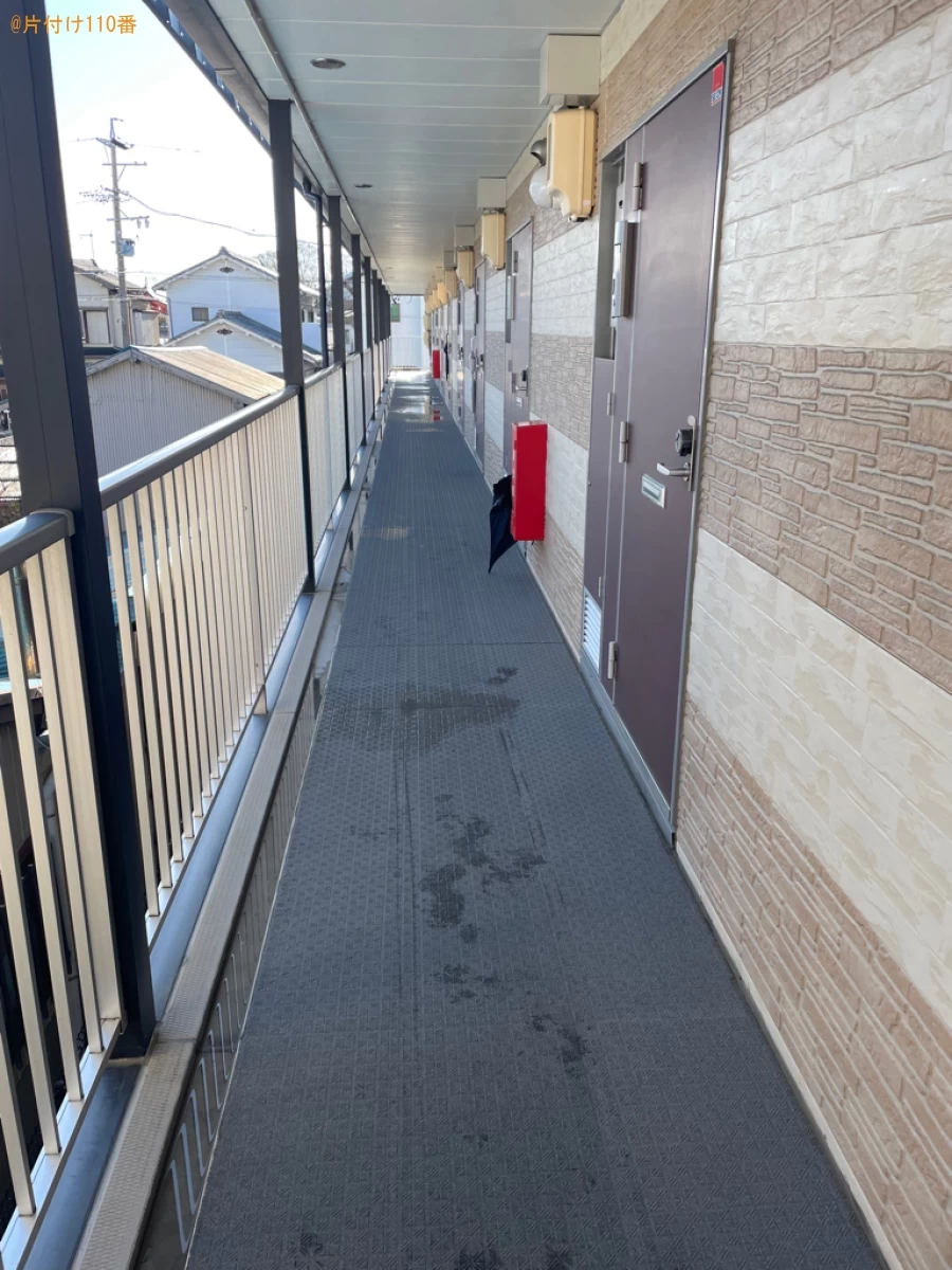 【浜松市中区】布団、折り畳みテーブル、収納ケース、家具等の回収
