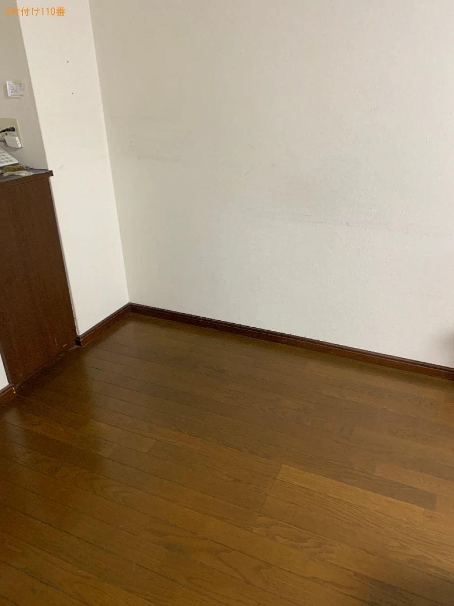 【福岡市東区】婚礼タンス、四人用ダイニングテーブル、椅子等の回収