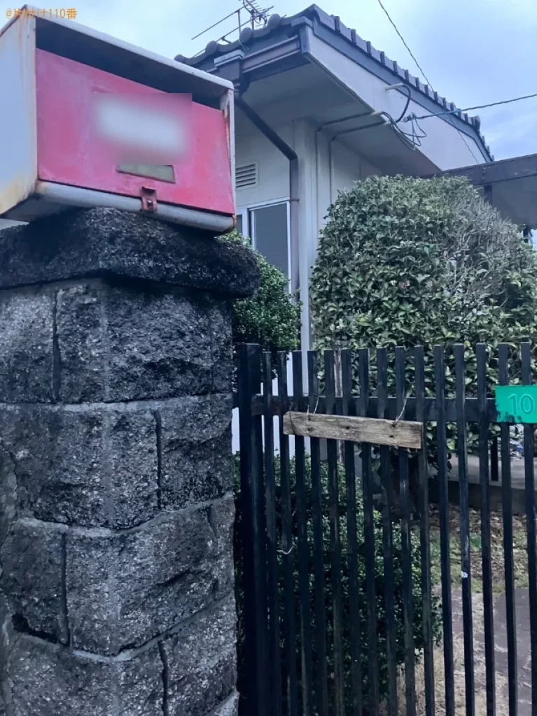【赤磐市】落ちてしまったポストを門に取り付ける作業ご依頼