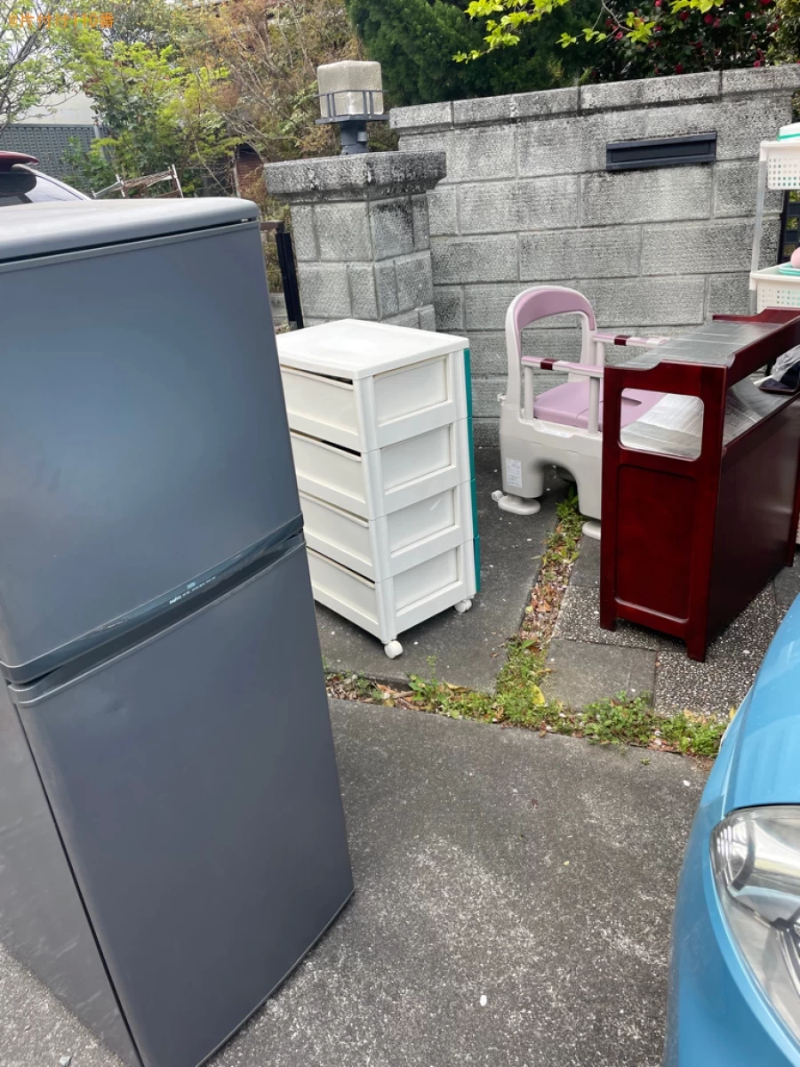 【藤枝市】荷物（冷蔵庫、簡易トイレ、キッチンワゴン等）の運搬