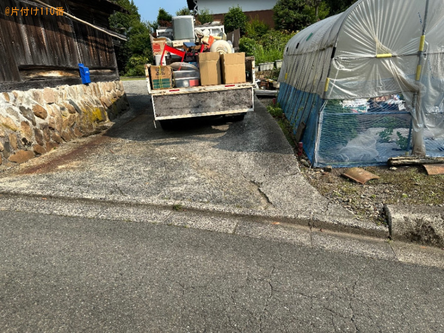 【真庭市】冷蔵庫、洗濯機、扇風機、照明器具、脚立、家具等の回収