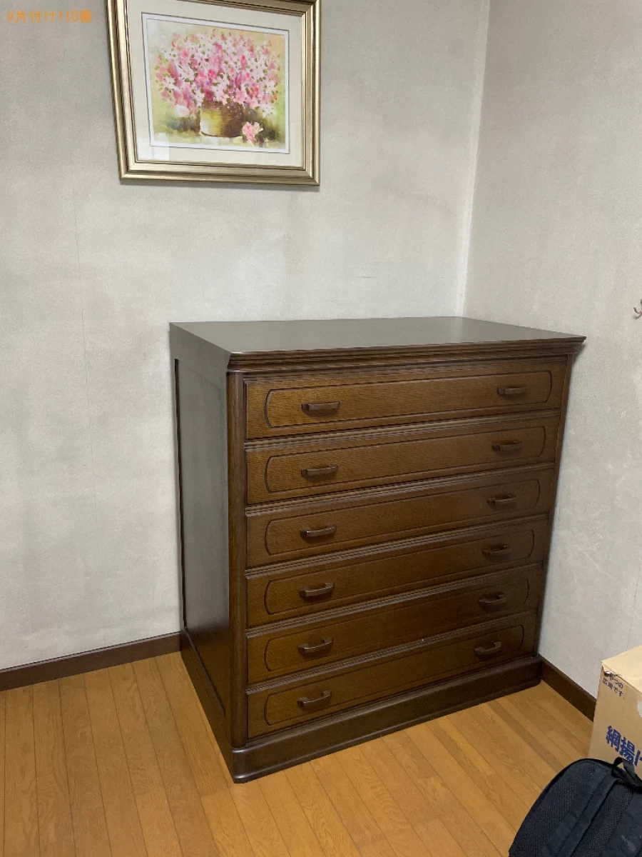 【宇治市】和ダンスを一階から二階に移動させる作業ご依頼