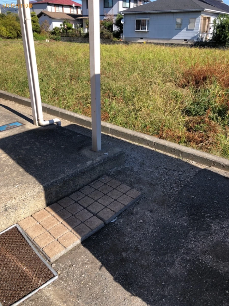 【防府市】二人掛けソファー、テレビ台、ローテーブル、ラグ等の回収