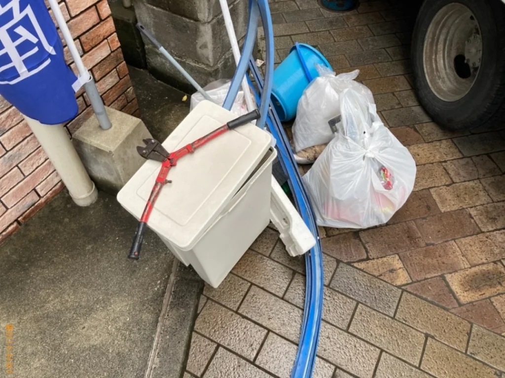 【鹿児島市上之園町】ベランダの清掃とベランダにある不用品の回収