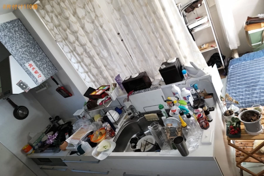 【橿原市上品寺町】10畳の部屋の家具の配置がえと不用品回収作業