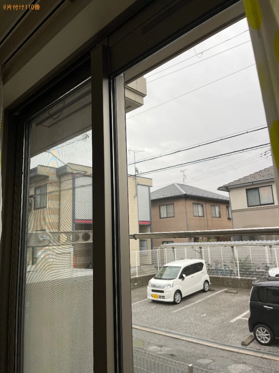 【彦根市西今町】カーペット等の回収とエアコン・窓クリーニング
