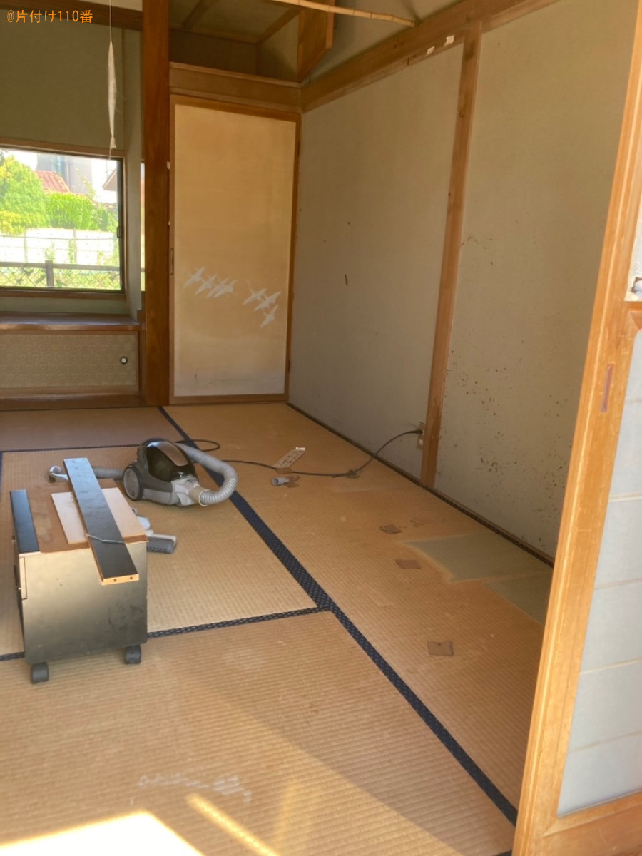 【岡谷市】二人掛けソファー、食器棚、棚等の回収・処分ご依頼