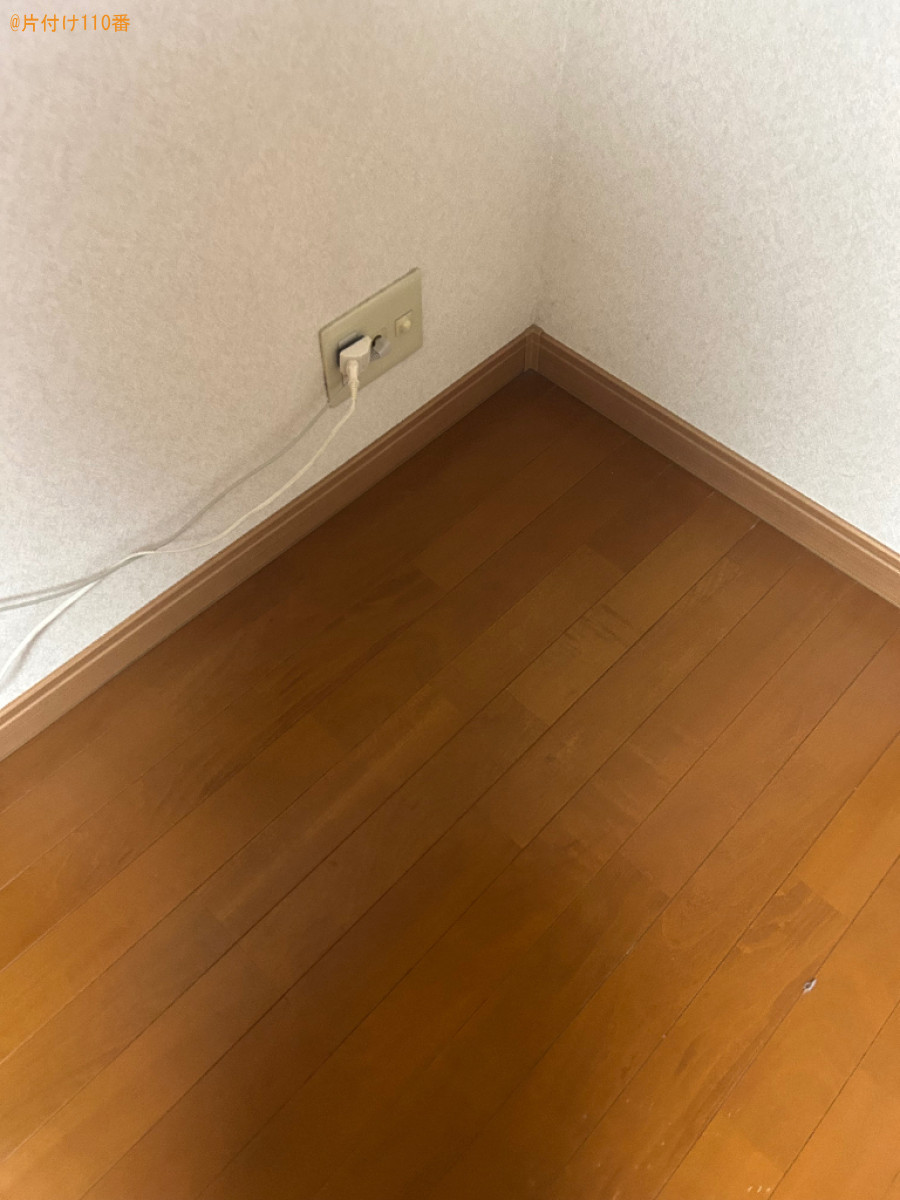 【甲府市】マットレス付きクイーンベッド、原付、PCデスク等の回収