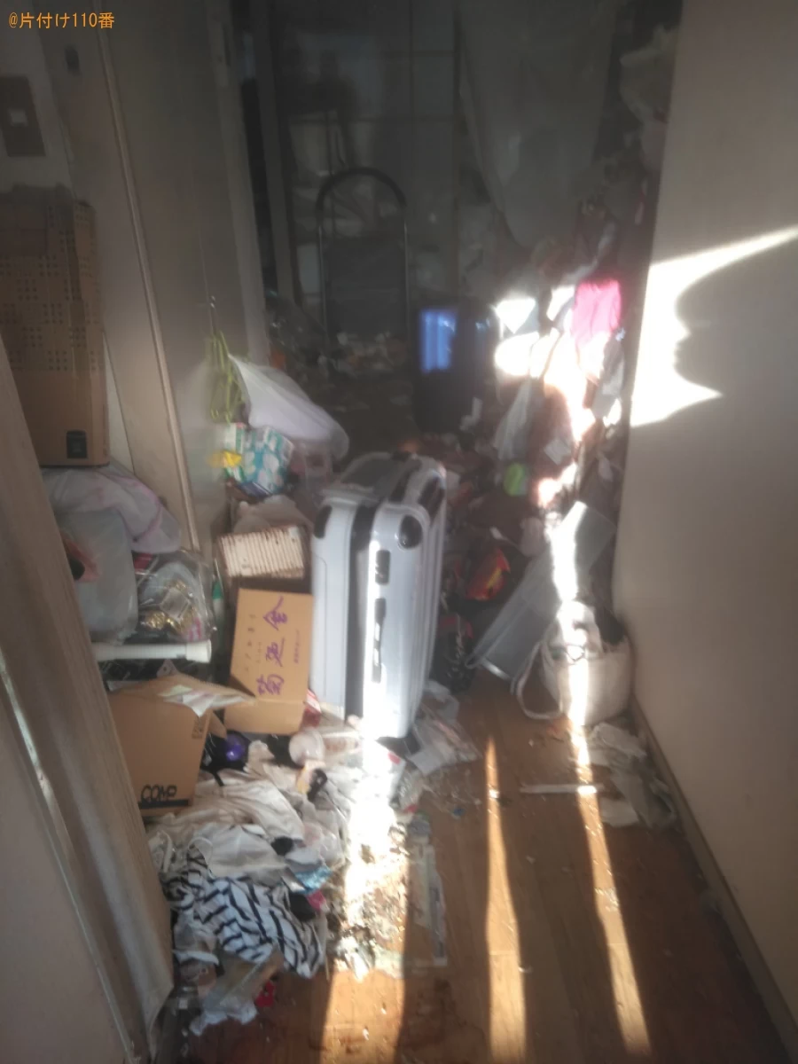 【松山市高砂町】ゴミ屋敷状態になってしまったお部屋の片付け作業