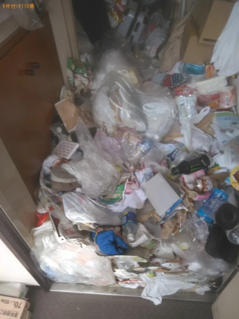 【松山市高砂町】ゴミ屋敷状態になってしまったお部屋の片付け作業