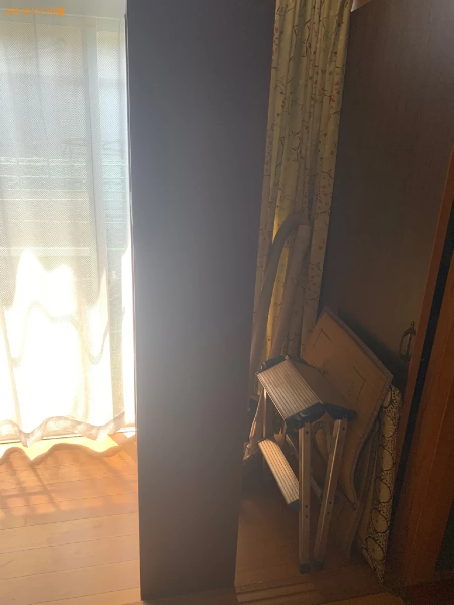 【中津市】本棚、折り畳みベッド、椅子、ヒーター、座椅子等の回収