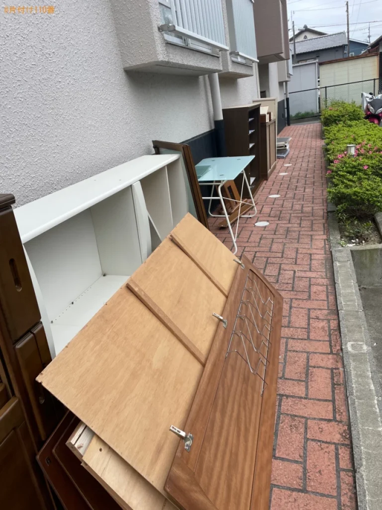 【浜松市東区】エアコン、食器棚、学習机、冷蔵庫、ラック等の回収