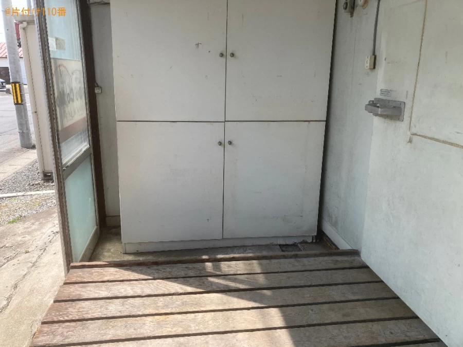 【一関市大手町】テーブル、椅子、戸棚、流し台等の回収・処分ご依頼