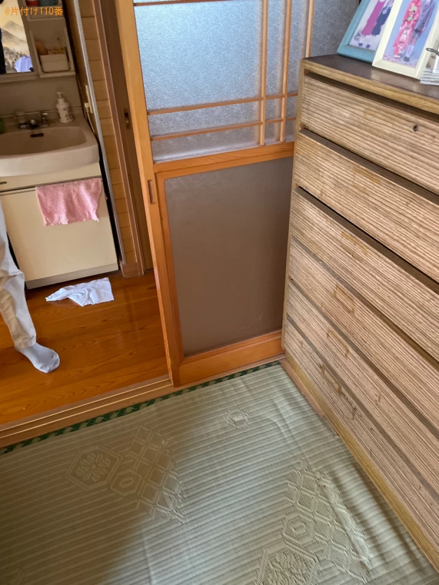 【西津軽郡鰺ヶ沢町】マッサージチェア、カーペット、椅子等の回収