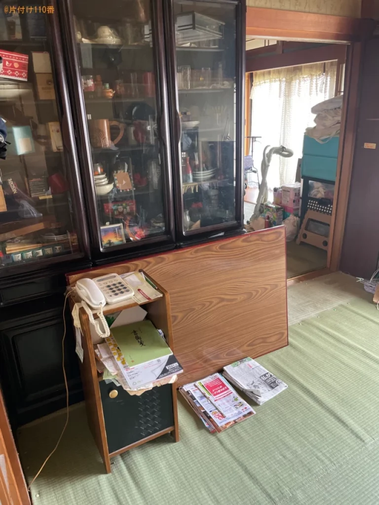 【青森市浦町】本棚、サイドボード、椅子、下駄箱、テーブル等の回収
