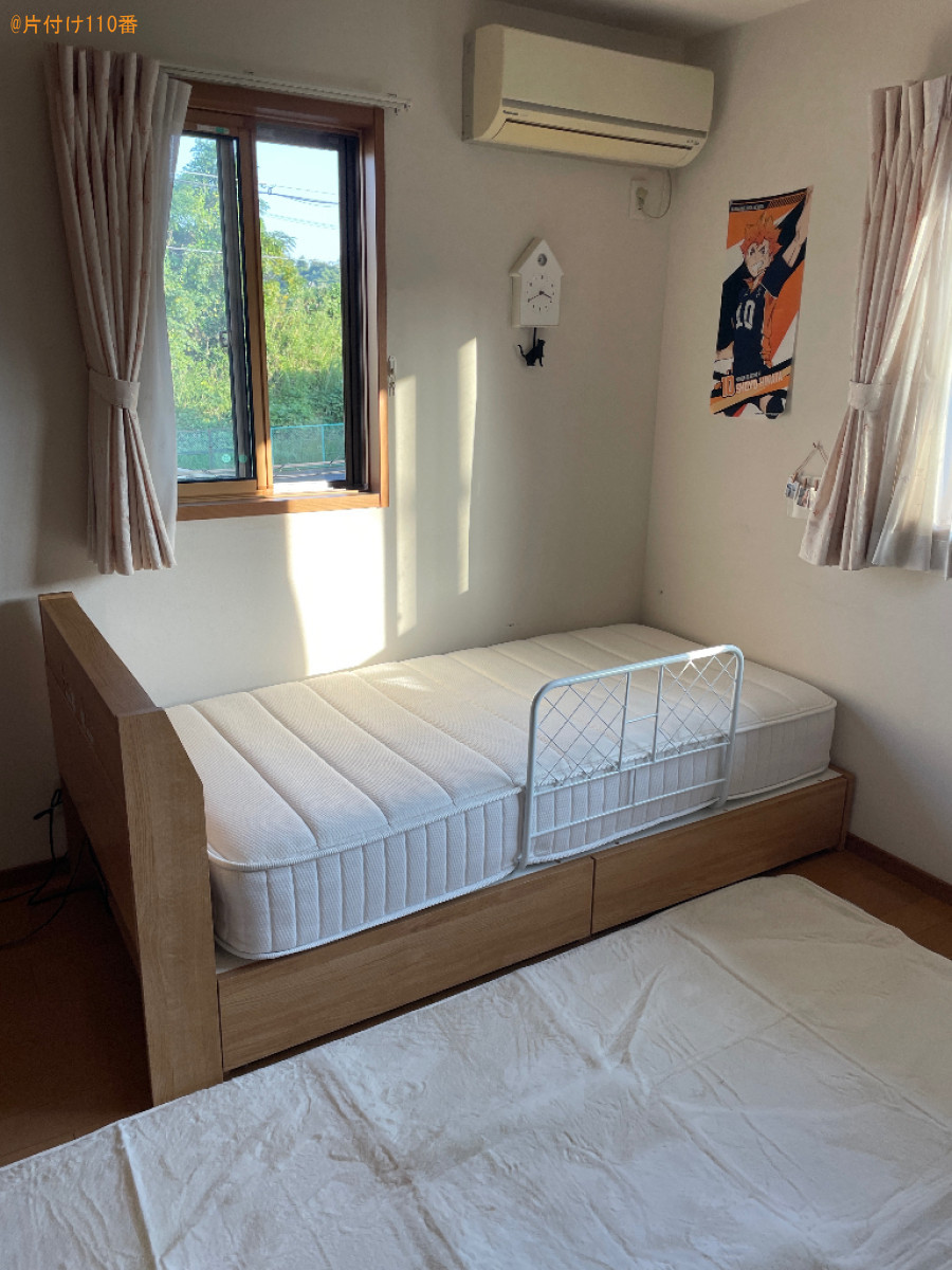 【京田辺市】シングルベット、机、電子ピアノの移動作業ご依頼