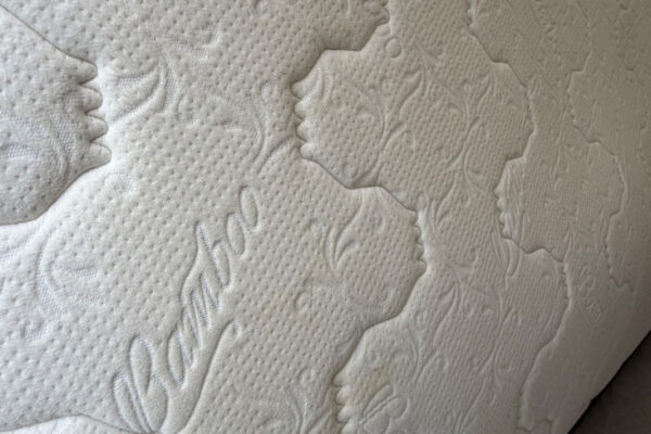 【青森市】シングルベッドマットレス、布団、ハンガーラック等の回収