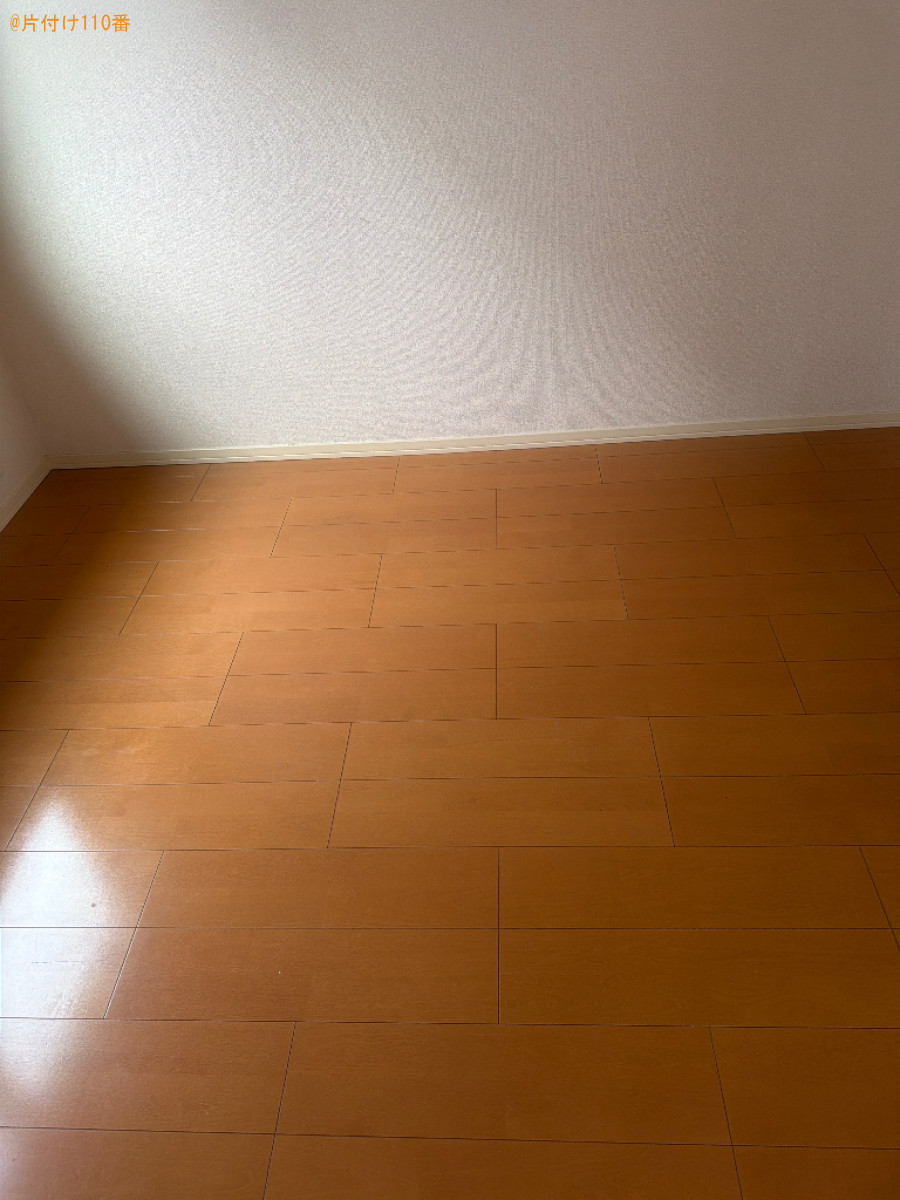 【青森市】二人用ダイニングテーブル、椅子、本棚、レンジ台等の回収