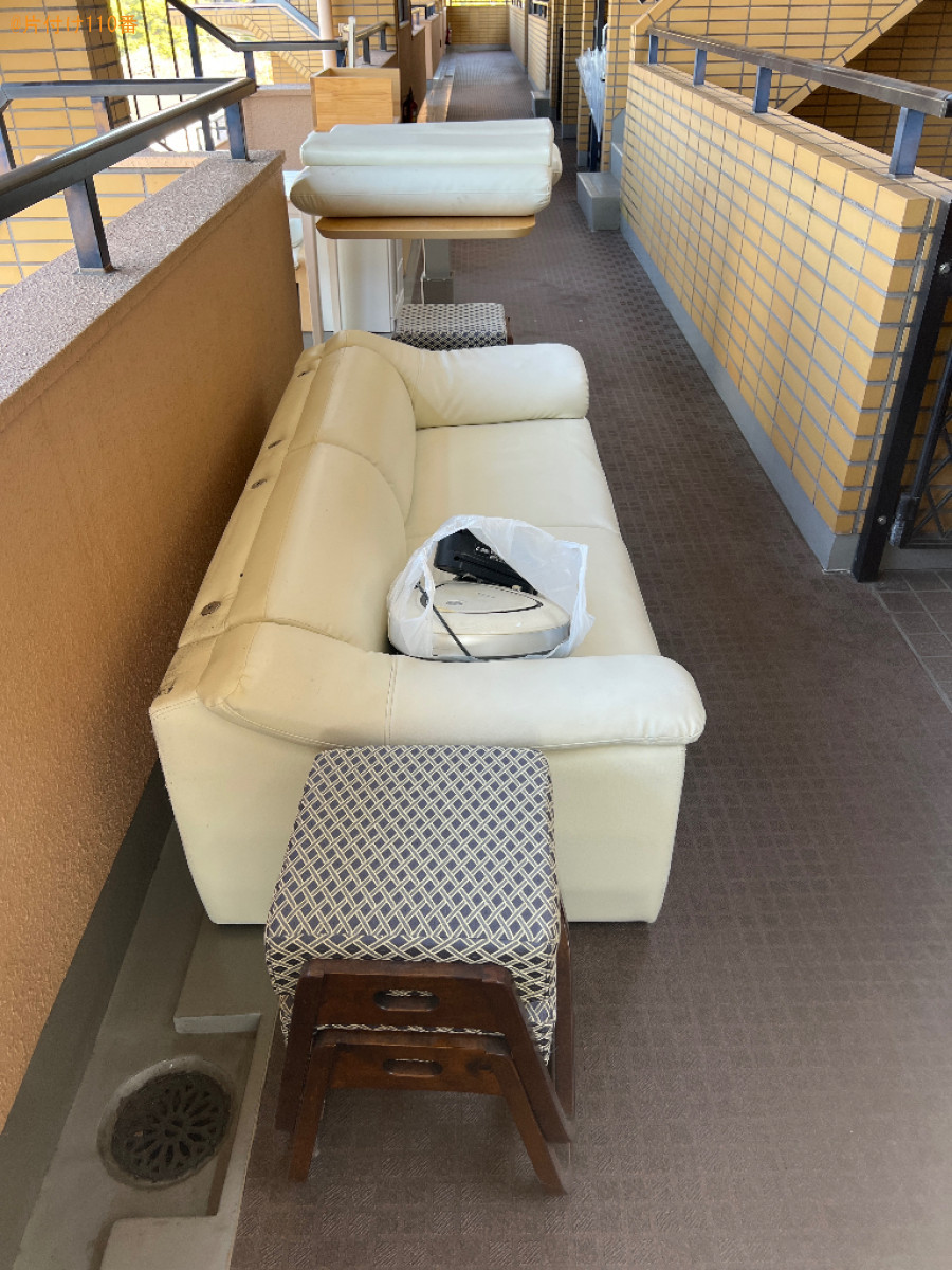 【岡山市中区】ハンガーラック、食器棚、テーブル、掃除機等の回収