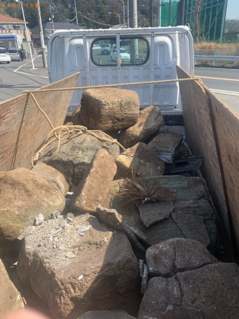 【横浜市戸塚区】庭石の回収・処分と庭木の伐採作業ご依頼