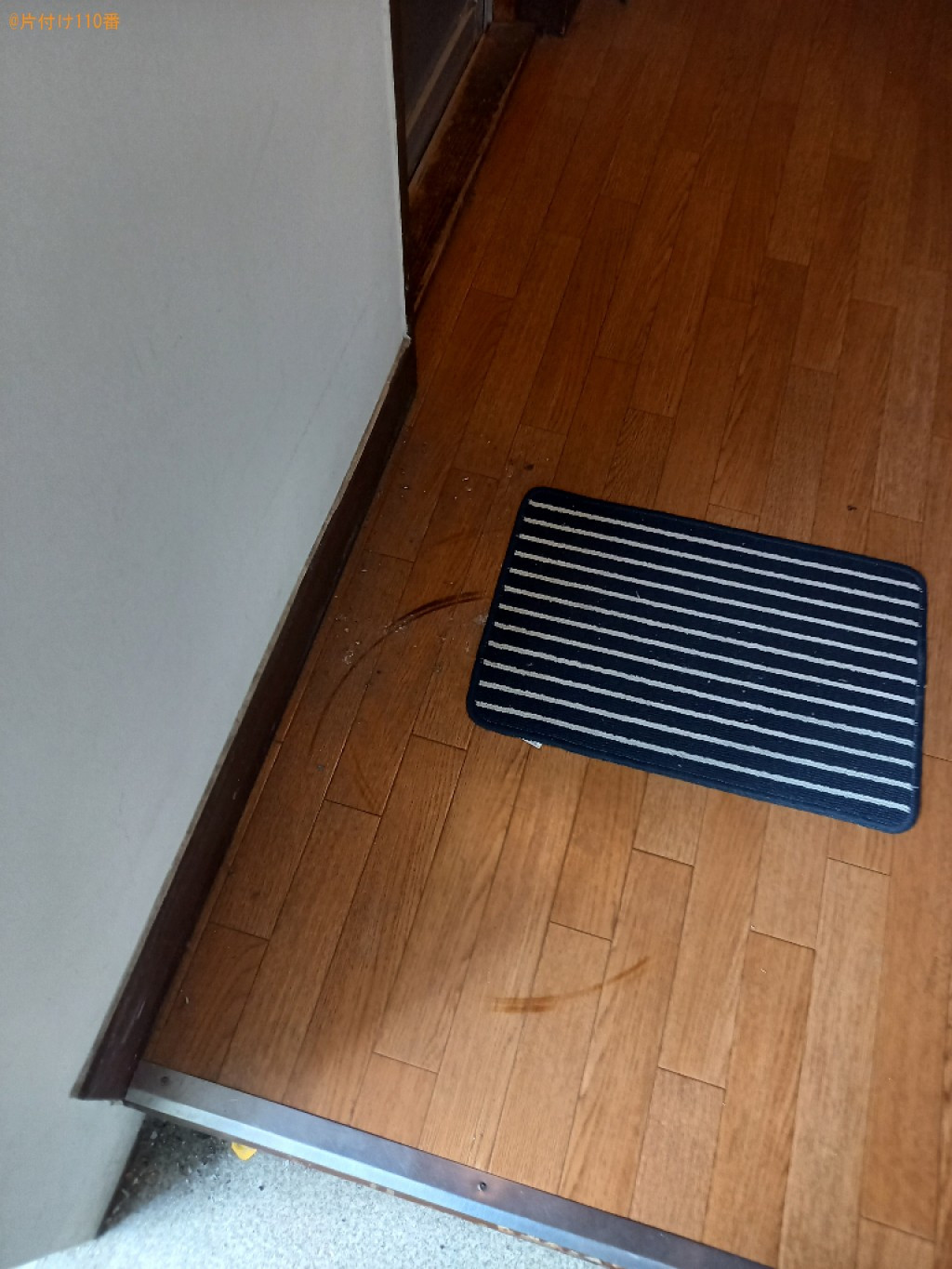 【丸亀市】水槽、水槽用品、机、棚、段ボールの回収・処分ご依頼