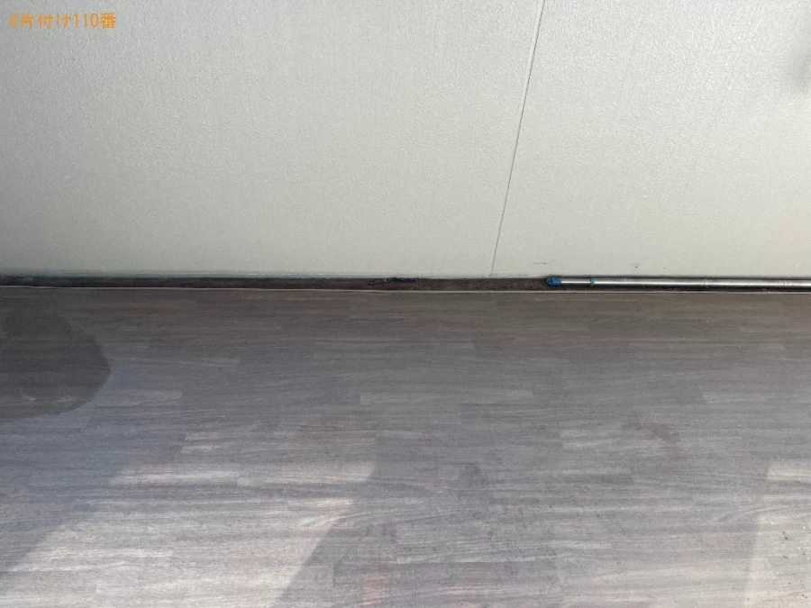 【倉敷市】二人掛けソファー、ローテーブル、椅子、ラック等の回収