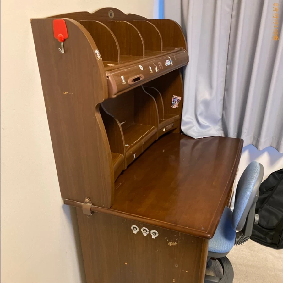 【狭山市】ブラウン管テレビ、デスクトップPC、学習机等の回収