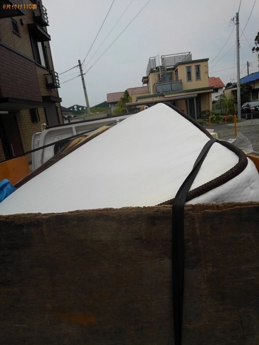 【富士市】椅子、マットレス付きダブルベッド等の回収・処分ご依頼