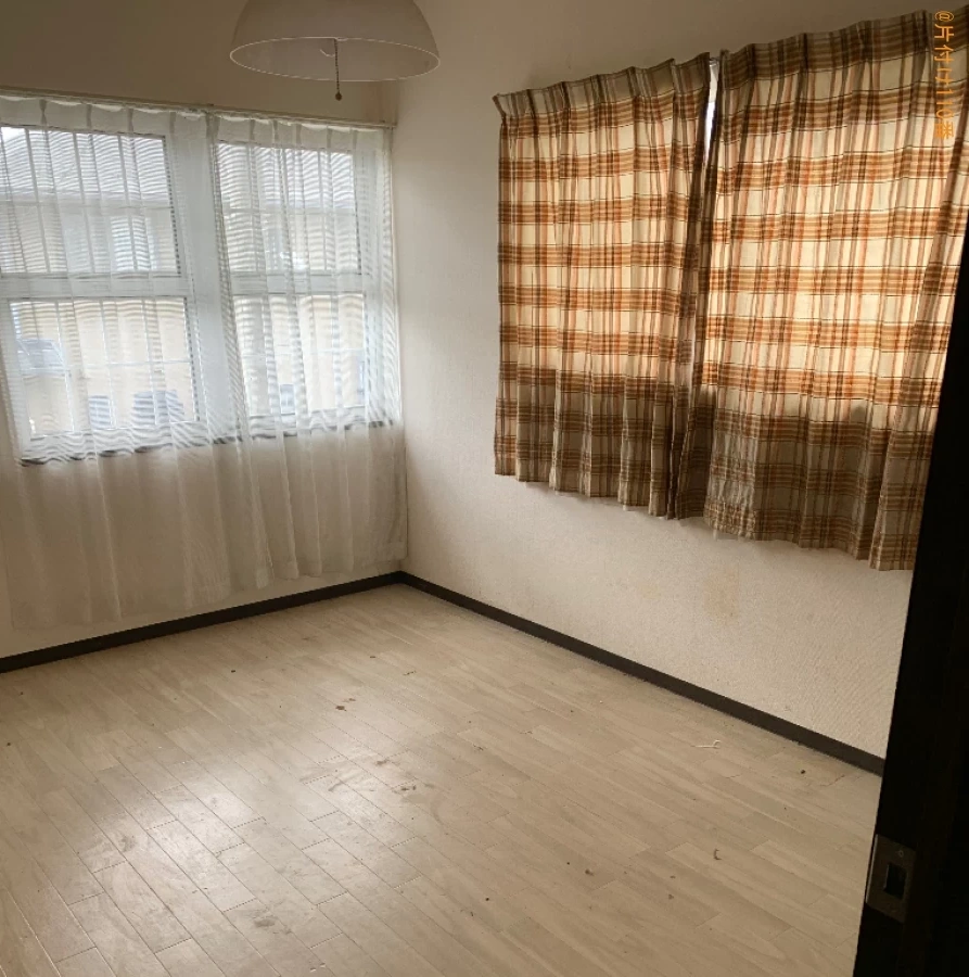 【鳥取市】二人掛けソファー、衣装ケース、ハンガーラック等の回収