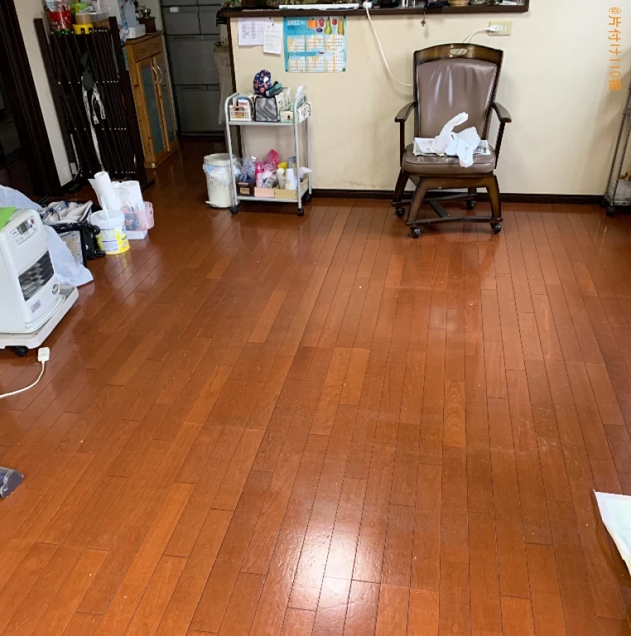 【西伯郡伯耆町】六人用ダイニングテーブル、椅子等の回収・処分