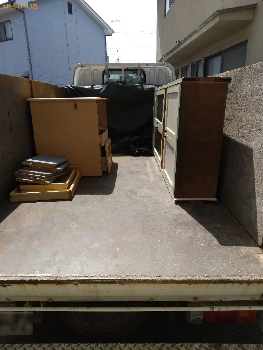 【福山市駅家町】食器棚、学習机の回収・処分ご依頼　お客様の声