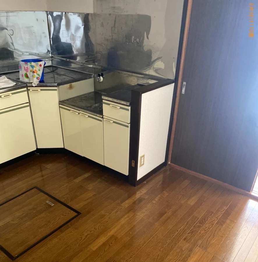 【東松山市新宿町】仏壇、折り畳みベッド、こたつ、食器棚等の回収