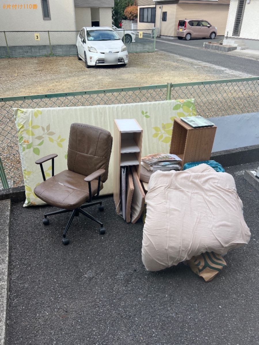 【岡山市北区】シングルベッドマットレス、カラーボックス等の回収