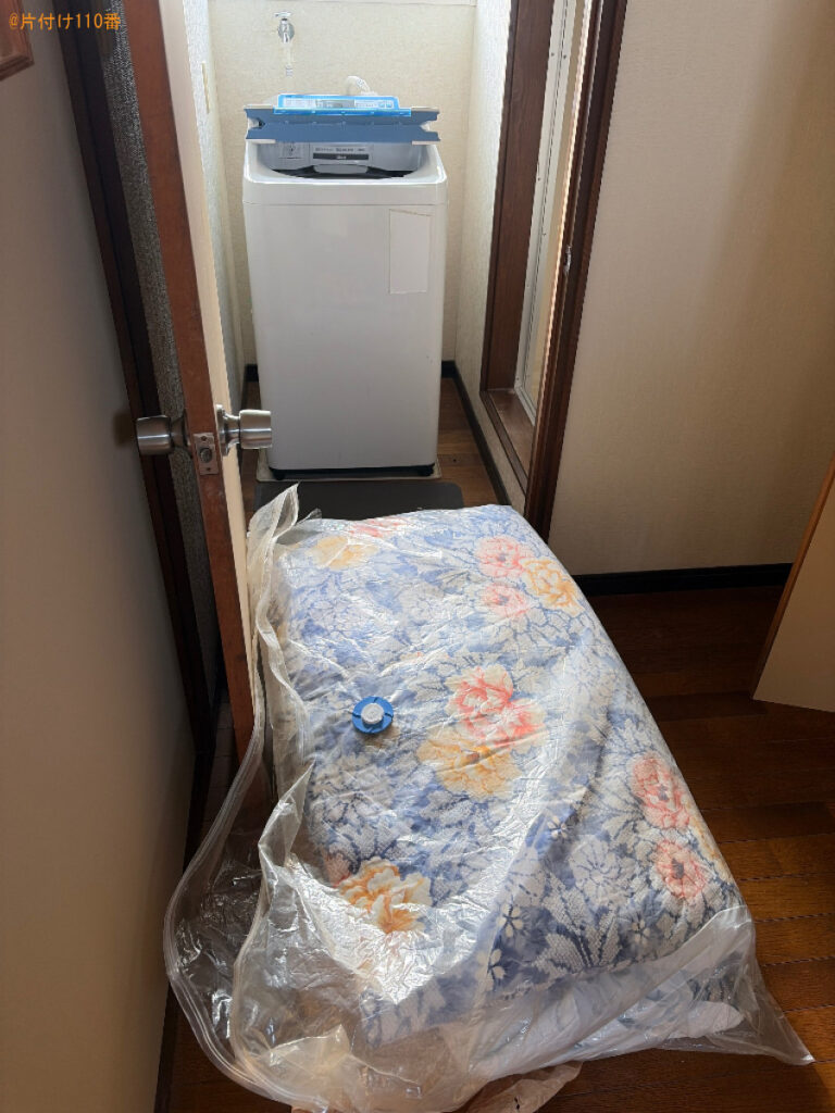 【五所川原市元町】マットレス付きセミダブルベッド、洗濯機等の回収
