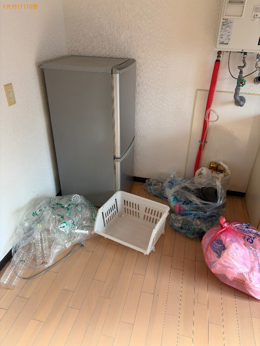 【五所川原市元町】マットレス付きセミダブルベッド、洗濯機等の回収