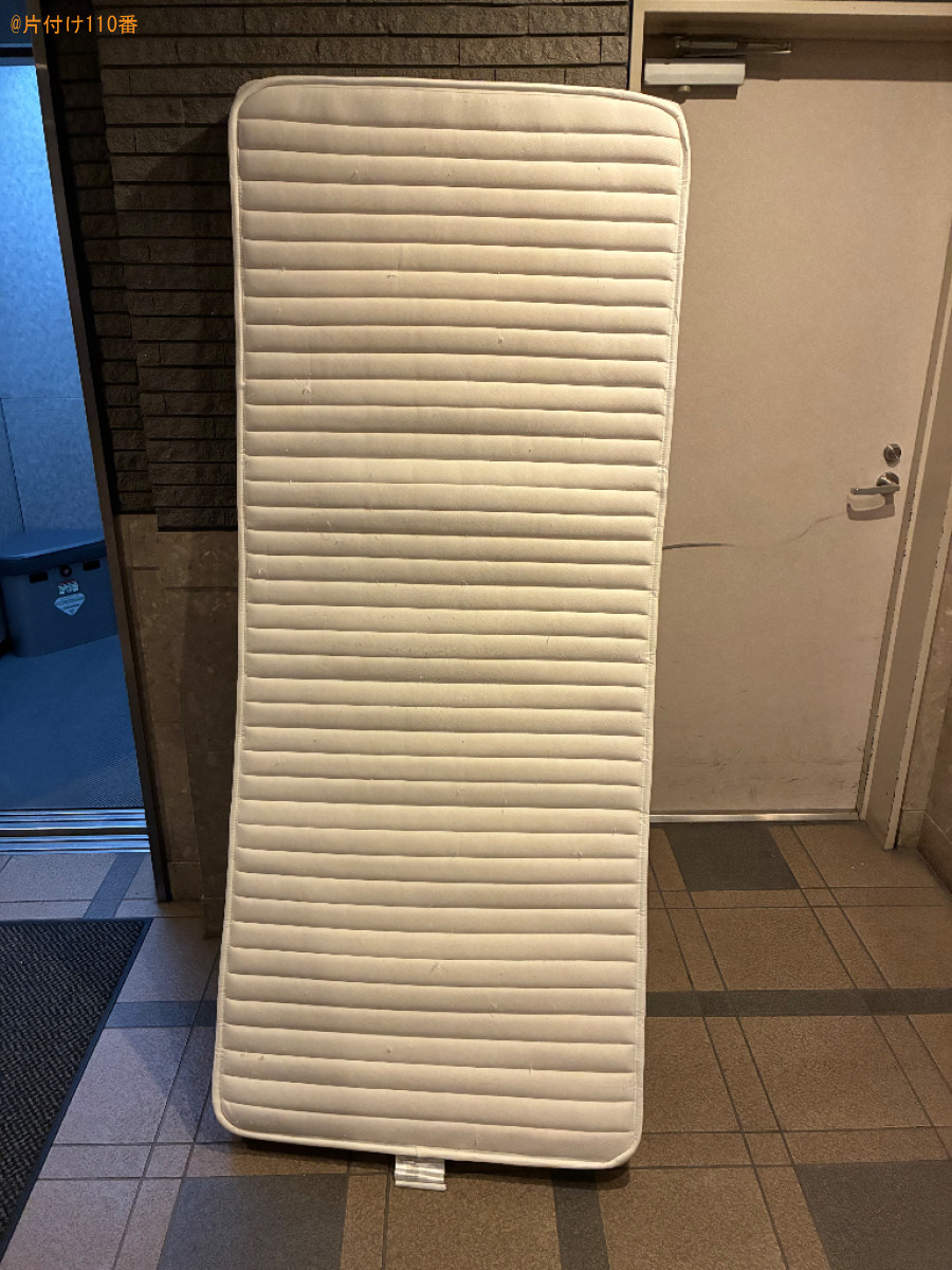 【千代田区】マットレス付きセミダブルベッドの回収・処分ご依頼